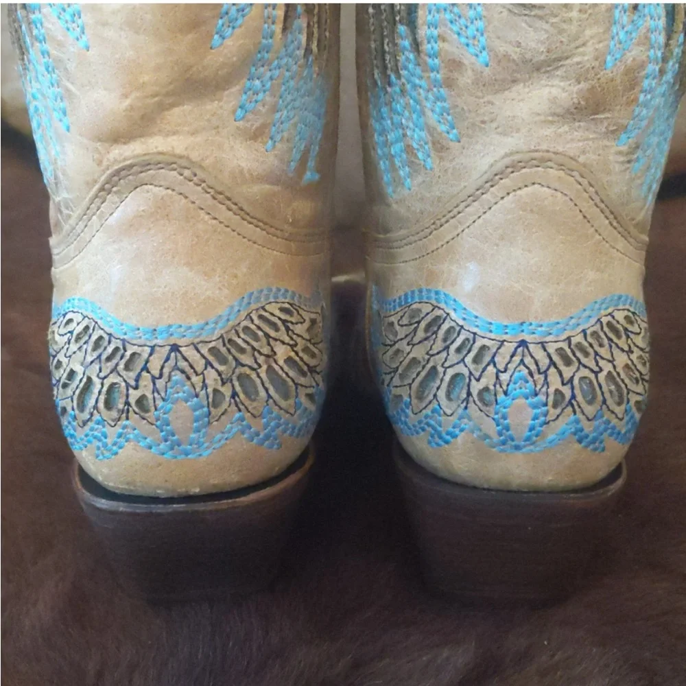 CORRAL Vintage Distressed Wings Hearts & Peace A1976 distressed boots Size 9.5 - Picture 9 of 15